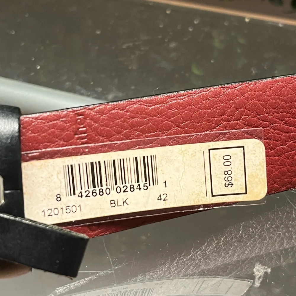 Tiger Woods Collection stylish leather